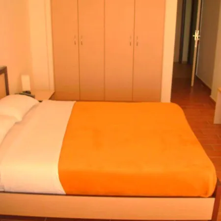 Victoria Hotel