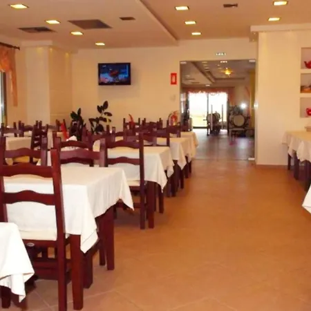 Victoria Hotel 3*