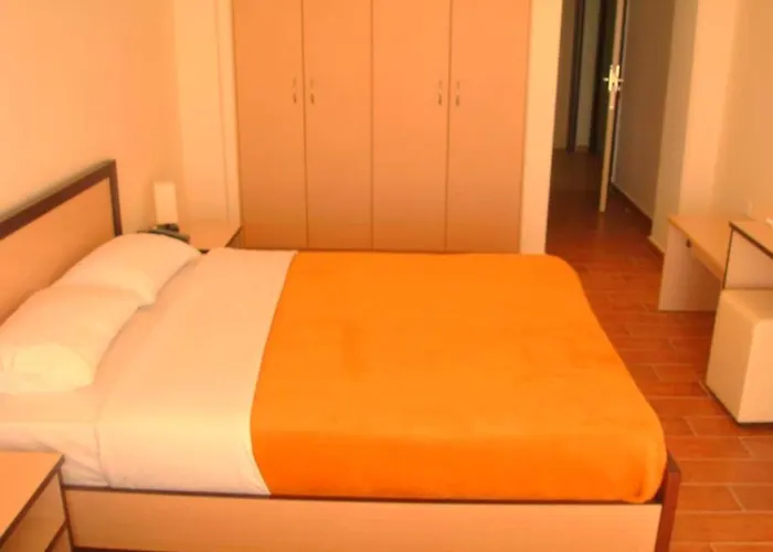 Victoria Hotel
